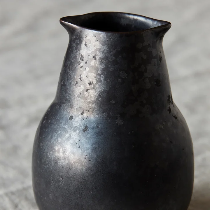 Jug Pion, H 12 cm, black / brown in detail
