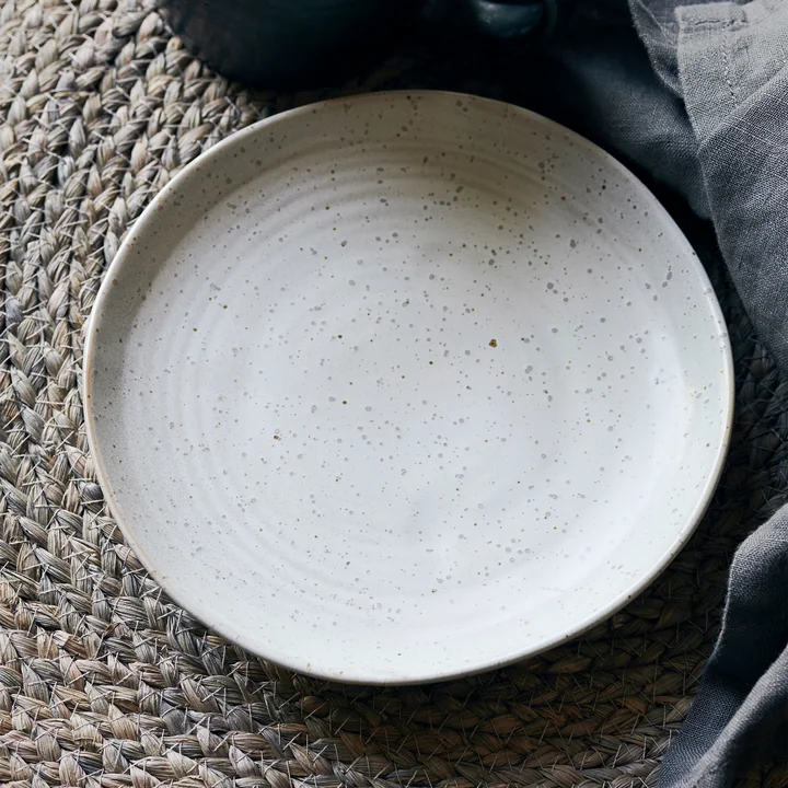 Cake plate Pion, Ø 16.5 cm, gray / white by House Doctor rustic setting
