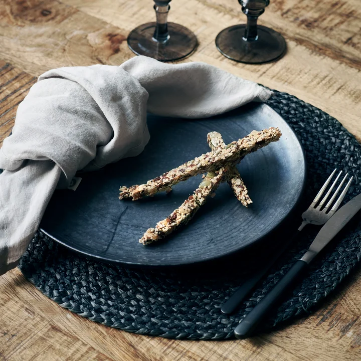 The Pion plate, Ø 28.5 cm, black / brown by House Doctor rustic setting