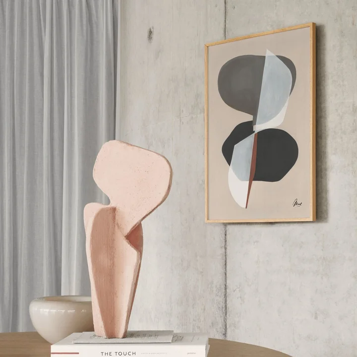 The Composition poster of Paper Collective resembles with its motive an art figure