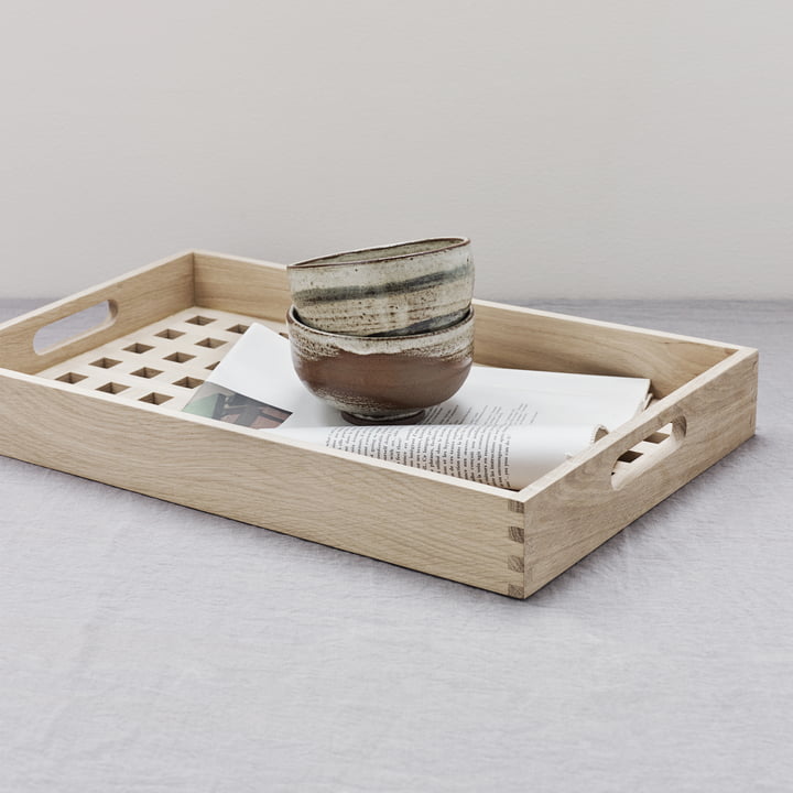 The Fionia Skagerak tray with magazines and cups