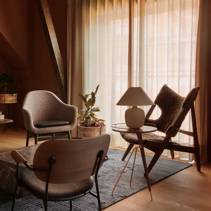 The Houkime carpet 200 x 300 cm, Midnight blue from Audo in the cozy living area