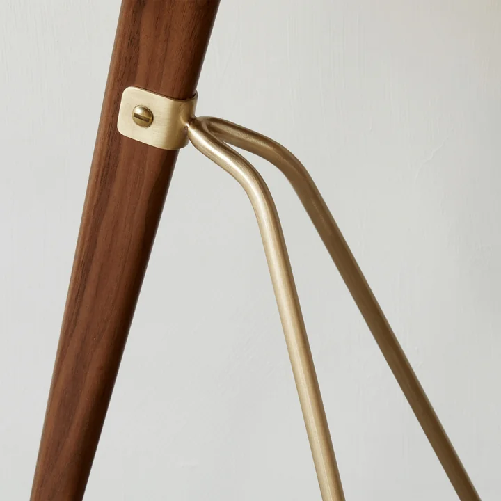 The Umanoff side table, walnut / brass by Audo