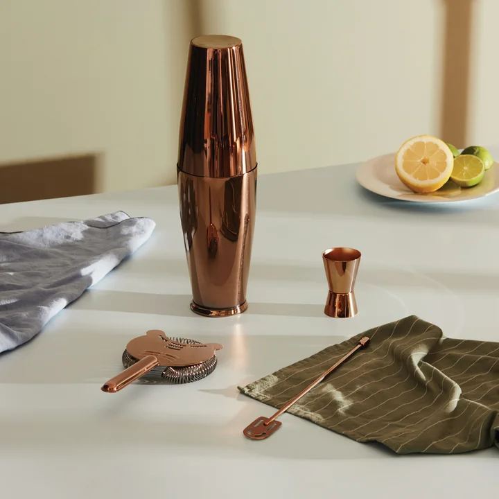 The Boston cocktail set from Alessi looks extremely classy on the kitchen counter in the copper variant