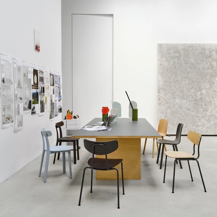 Vase Découpage, green / white from Vitra