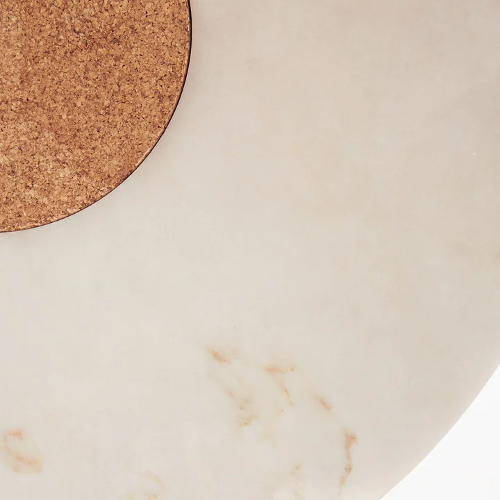 The Sintra side table in detail