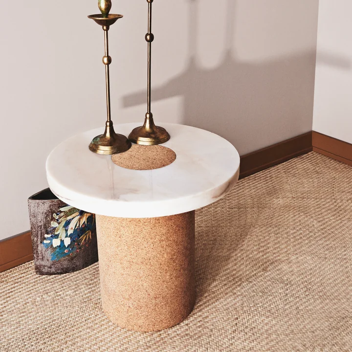 The Sintra side table with decoration