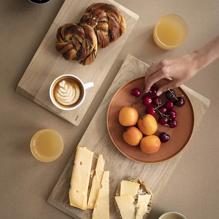 The Moebe cutting board for serving