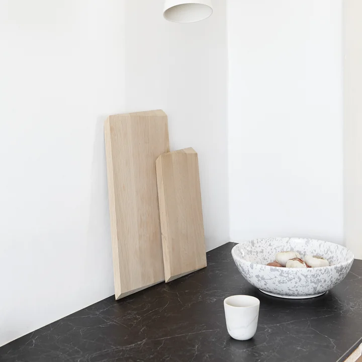 The cutting boards from Moebe in large and small