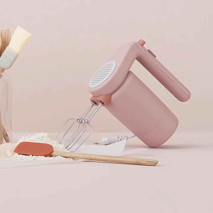 The Foodie hand mixer from Rig-Tig by Stelton in light pink
