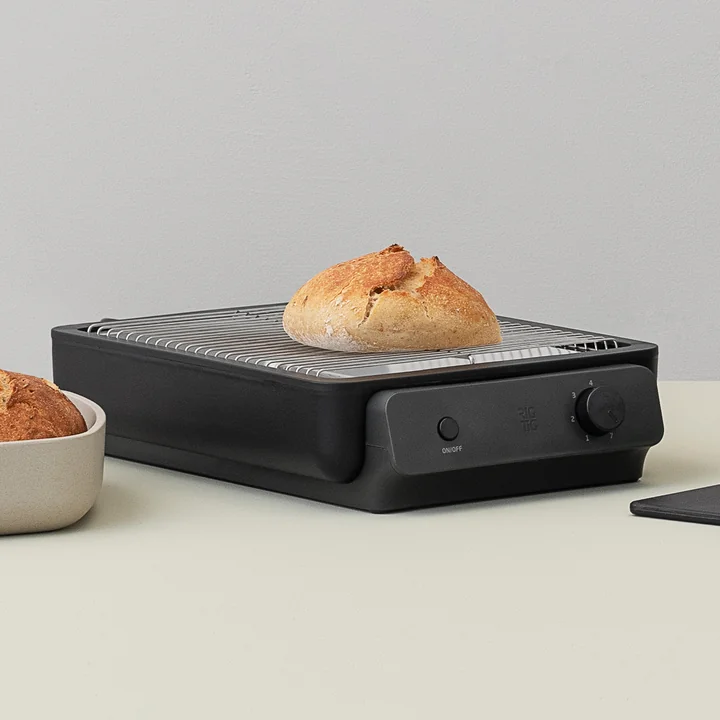 The Foodie flat toaster from Rig-Tig by Stelton also toasts rolls perfectly