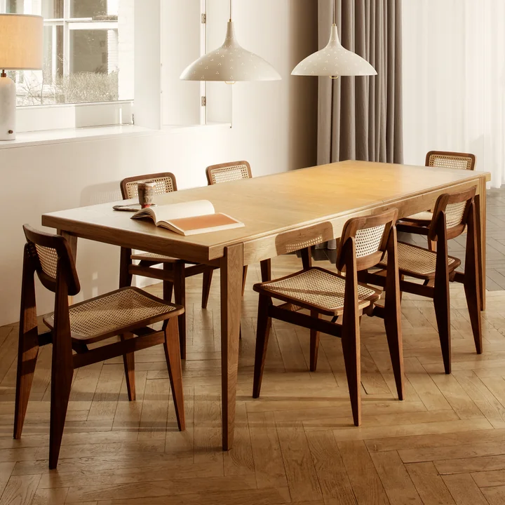 The St-Table from Gubi in the dining room