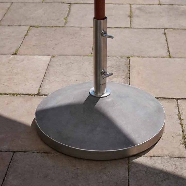 The Capri parasol base on the terrace