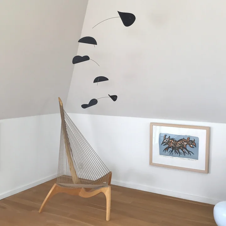 Elegant mobile in Scandinavian look