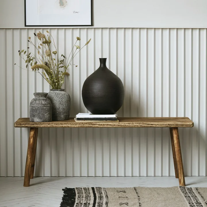The long Nadi bench from House Doctor in the hallway