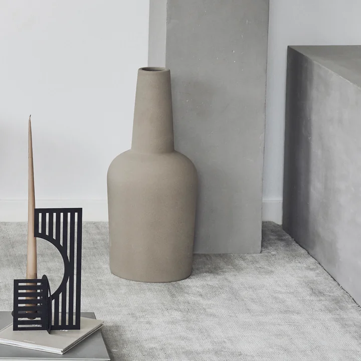 Terracotta vase in modern home design