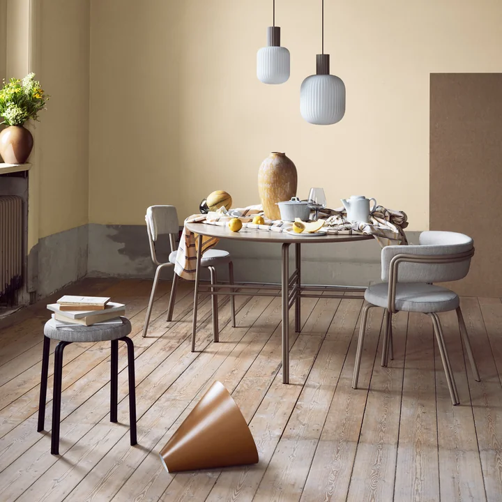 A natural, simple dining room ambience with furniture and accessories from Broste Copenhagen