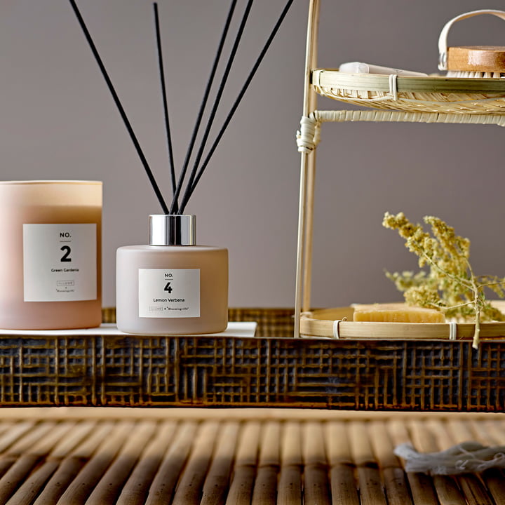 The ILLUME scented candle and diffuser by Bloomingville spread wonderful scents.