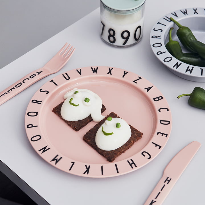 The Eat & Learn Tritan plates from Design Letters help with alphabet learning