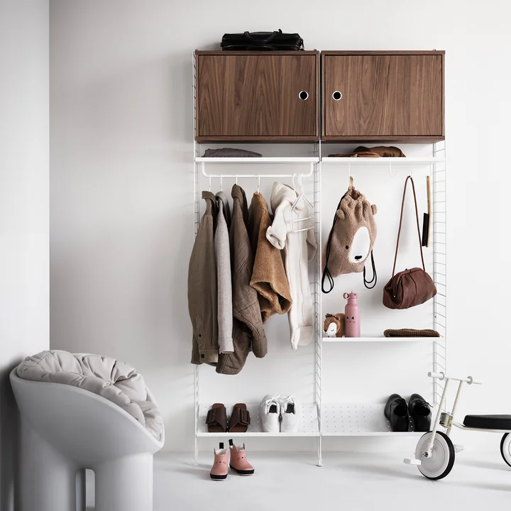Cabinet module with door for String Pocket
