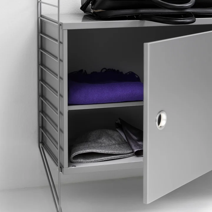 Cabinet module with door for String Pocket