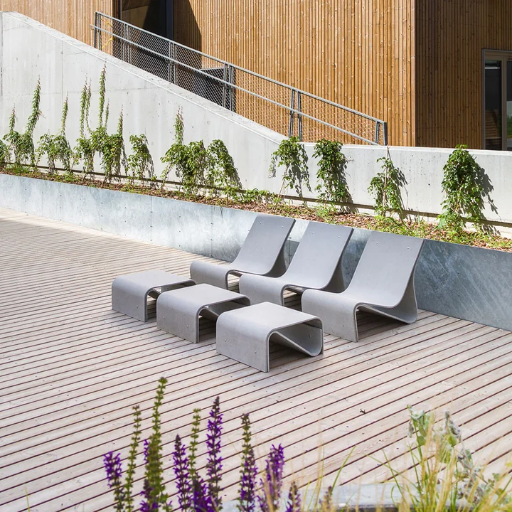 The Sponeck Outdoor armchairs with the Sponeck tables from Eternit