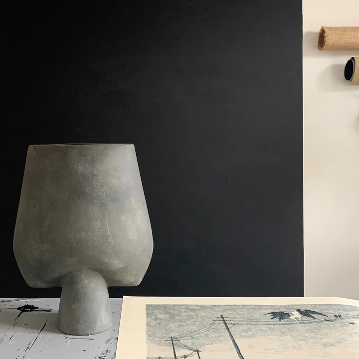 The Sphere vase from 101 Copenhagen is developed by qualified ceramists