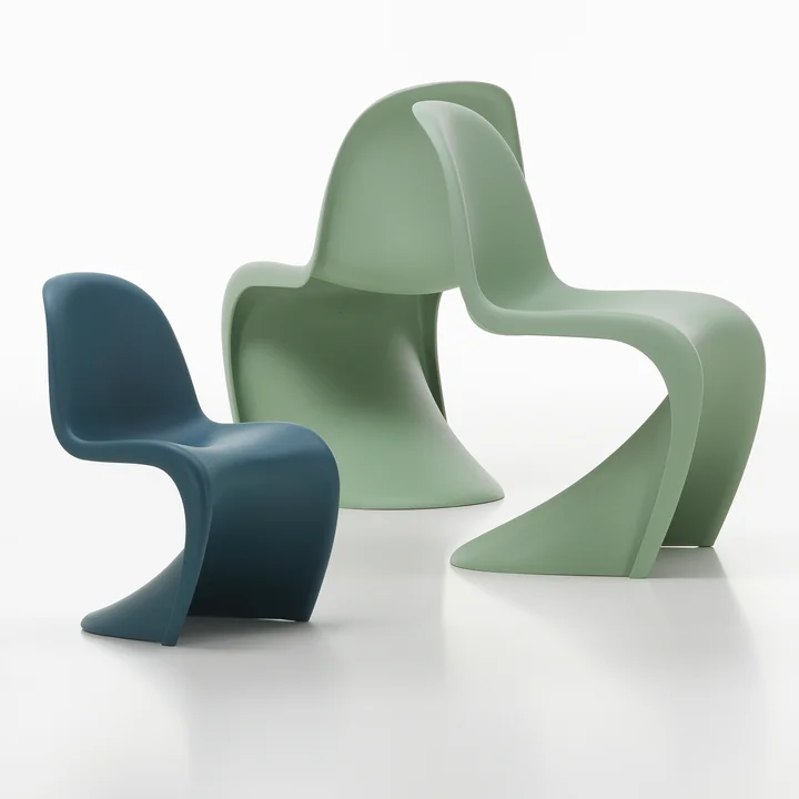 Panton Junior next to the Panton Chair from Vitra