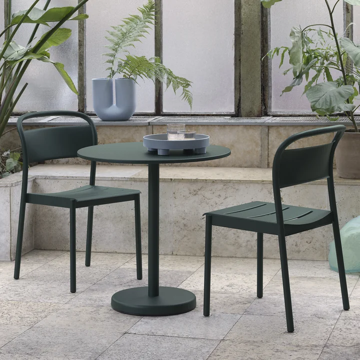 The Linear Steel table and the Linear Steel Side Chair from Muuto in combination
