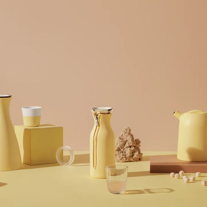 Fridge carafe in bright colors