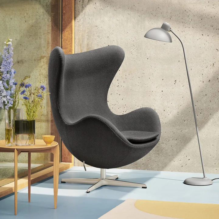 Fritz Hansen - Egg Chair, light gray