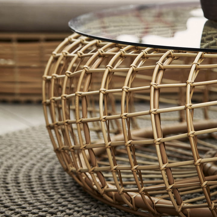 The woven structure of the Nest stool / side table Outdoor by Cane-line