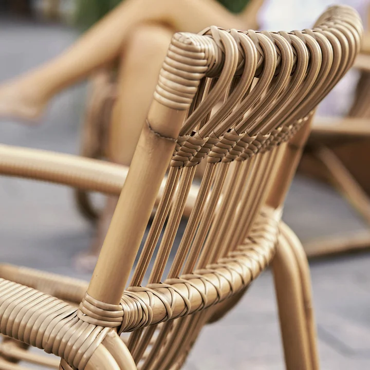 The Curve lounge chair Outdoor from Cane-line with weatherproof Weave material