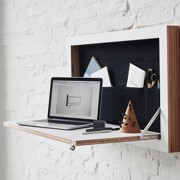 Fläpps Shelf Add On : Wall bag from Ambivalenz