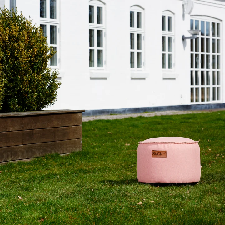 The RETRO it Cobana Drum Outdoor pouf from SACK it on the lawn