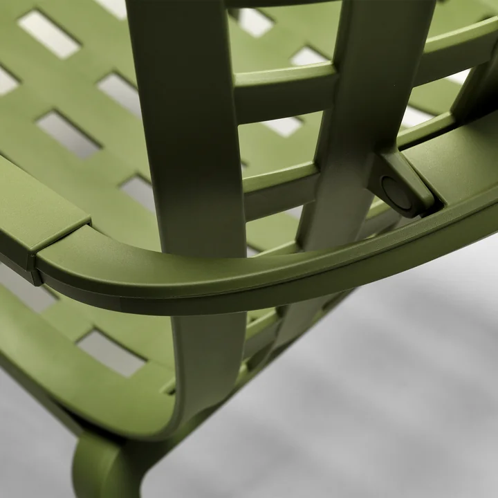 The Folio adjustable outdoor chair from Nardi can be adjusted in 2 positions