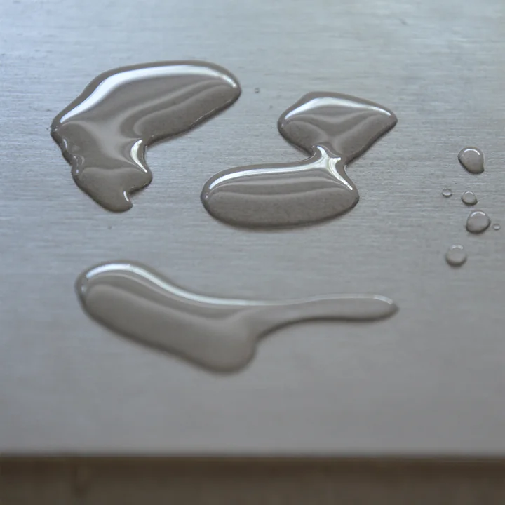 The Block concrete side table from Jan Kurtz is waterproof