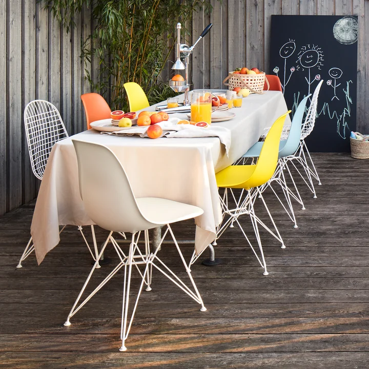Eames Plastic Side Chair DSR by Vitra