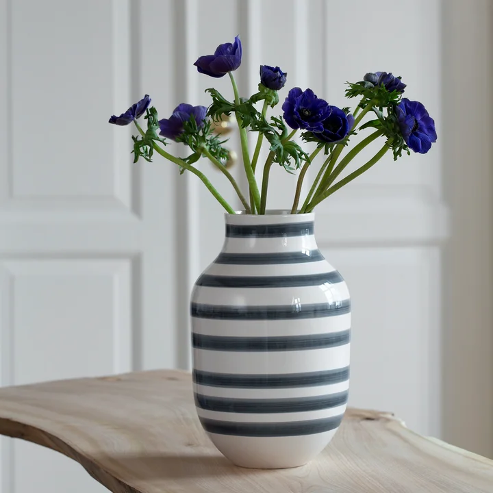 Omaggio Vase from Kähler Design