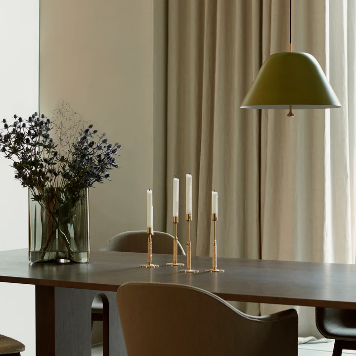 Antique looking dining room with pendant light and accessories from Audo