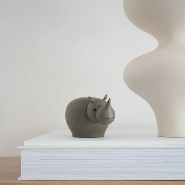 Cow rhino from Woud in color taupe