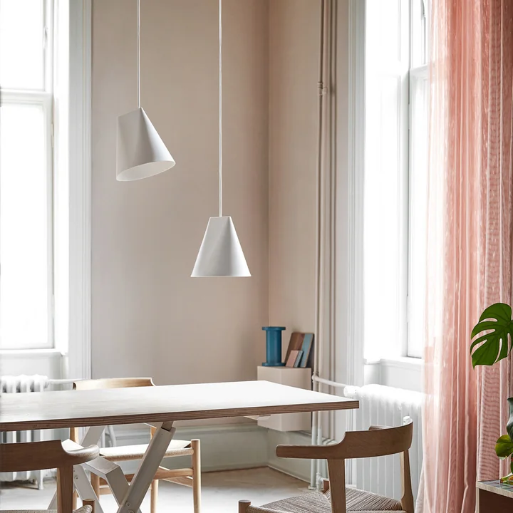 Ceramic Pendant light from Moebe