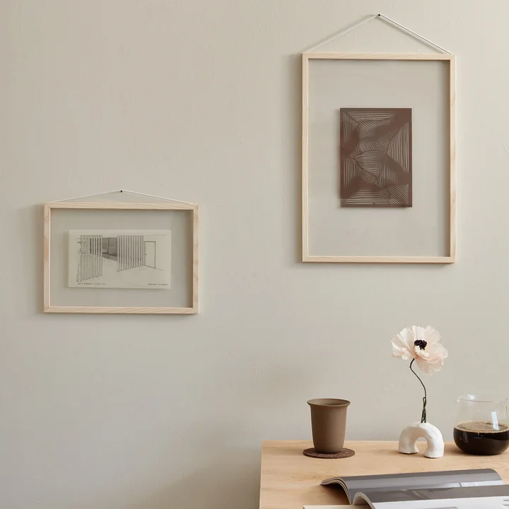 Frame Picture frames from Moebe