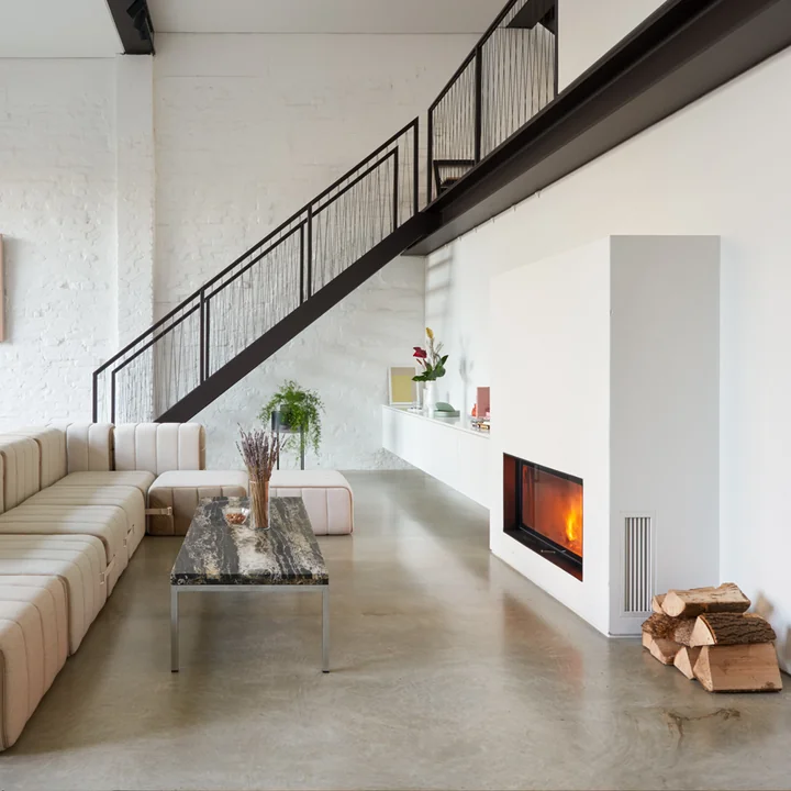 Flexible Curt sofa from Ambivalenz