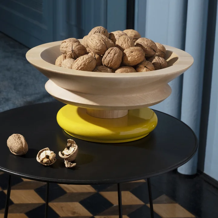 Twergi bowl from Alessi in natural / yellow lime wood