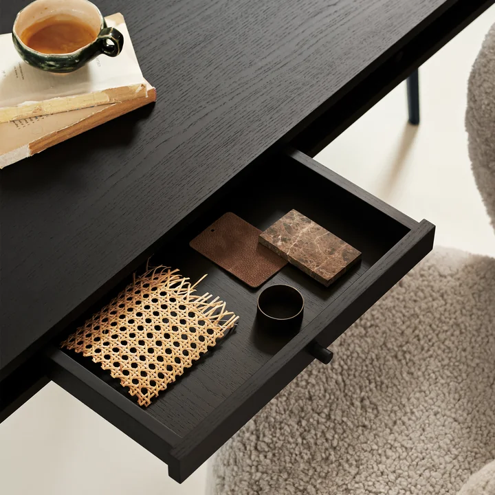 The drawers at the JFK desk of Norr11