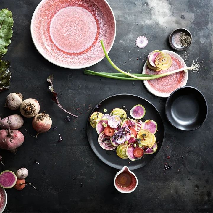 Junto from Rosenthal connects people from all over the world at the dining table