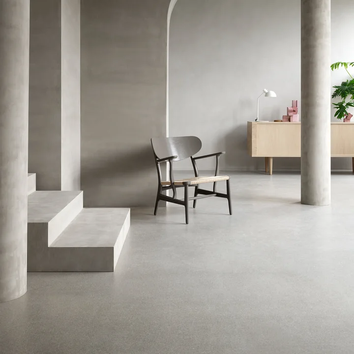 The CH22 as one of the first chairs by Hans J. Wegner for Carl Hansen