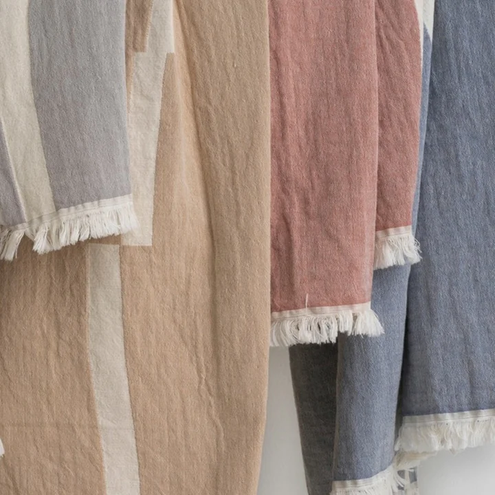 Lyme Grass Ceiling from Elvang