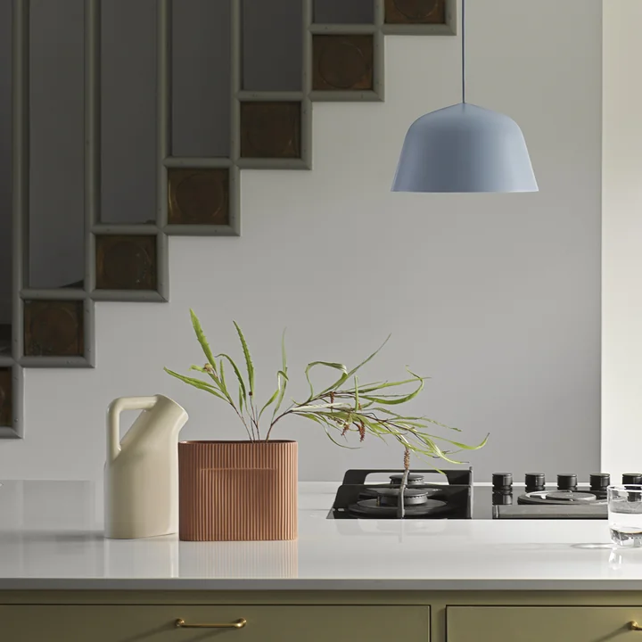 Ambit Pendant lamp Ø 25 cm in light blue and Ridge vase with the height 16 cm in terracotta by Muuto